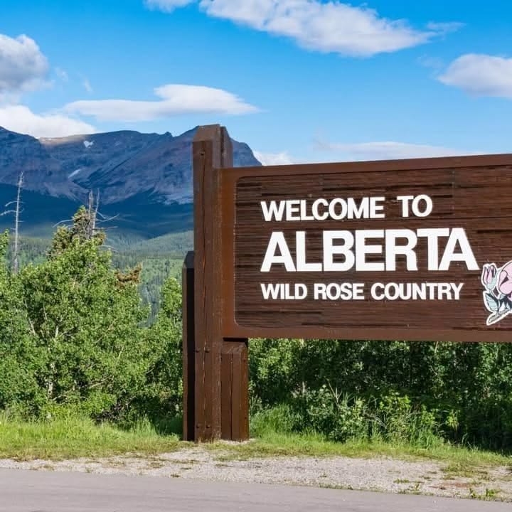 Post-Frame vs. Traditional Barns: Which Lasts Longer in Alberta's Climate?